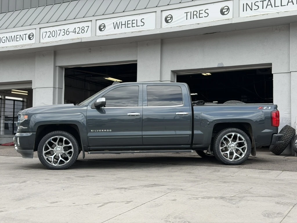 Replica Wheels Chrome 22" Snowflake Style 1101 Wheel on 2016 Chevrolet Silverado 1500