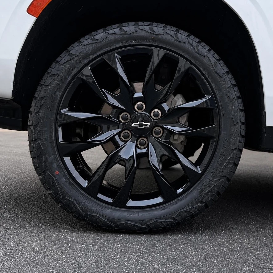 Black Replica Wheels 22" Style 1103 on 2025 Chevrolet Suburban