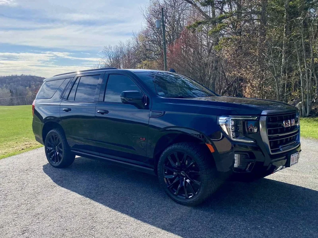 Replica Wheels 22" SSX Style 1106 Black on 2022 GMC Yukon XL