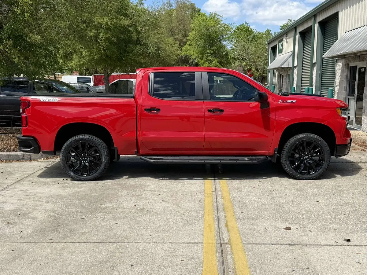 Replica Wheels 22" SSX Style 1106 Black on 2025 Chevrolet Silverado 1500