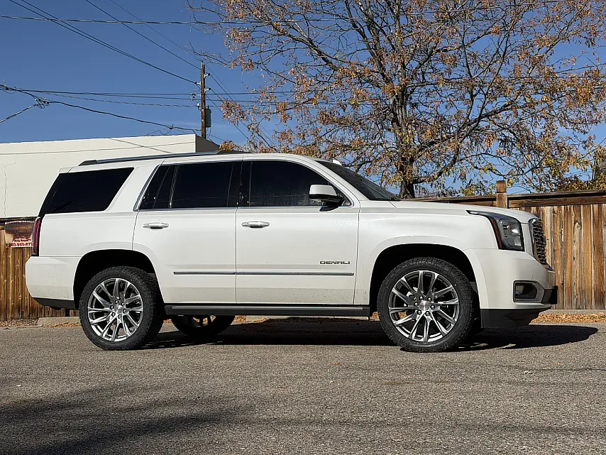 Replica Wheels 22" SSX Style 1106 Charcoal on 2021 GMC Yukon