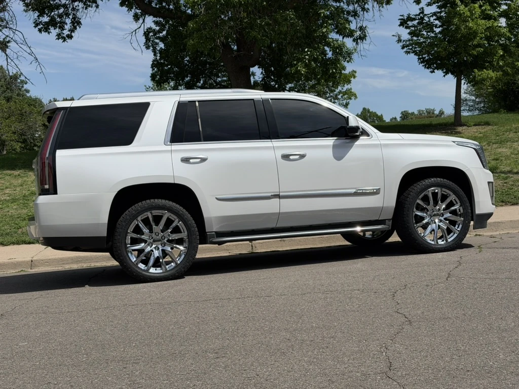 2018 Cadillac Escalade Replica Wheels 22" SSX Style 1106 Chrome Wheel