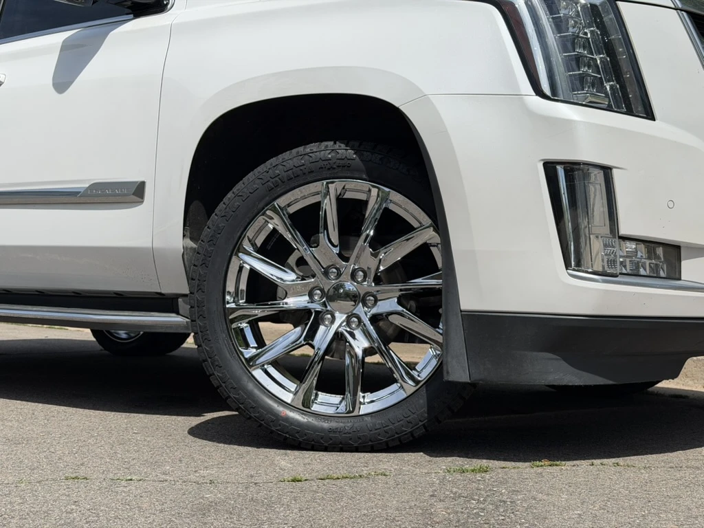 Chrome Replica Wheels 22" SSX Style 1106 Rim on 2018 Cadillac Escalade