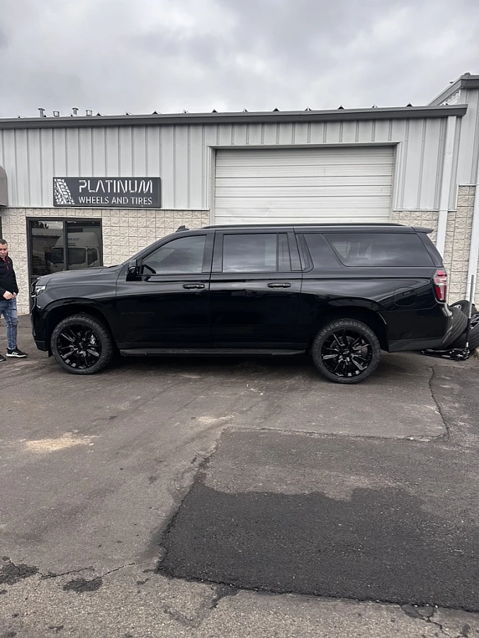 Replica Wheels 22" Style 1120 Black on 2024 Chevrolet Suburban