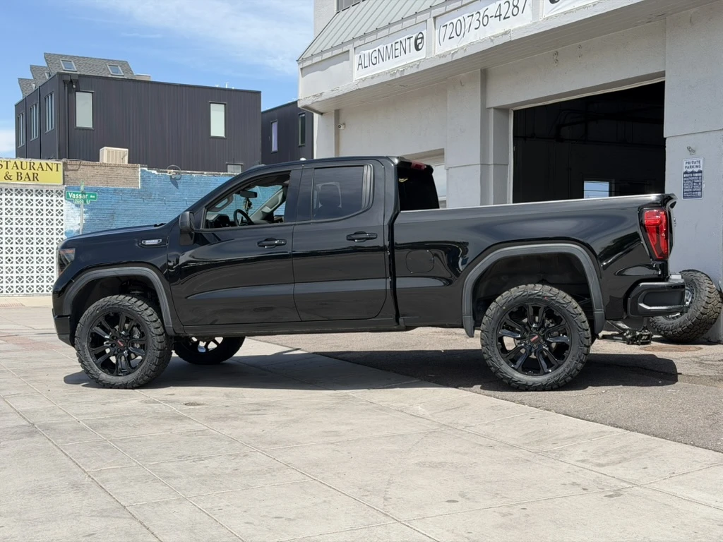Black Replica Wheels 22" Style 1120 on 2024 GMC Sierra 1500