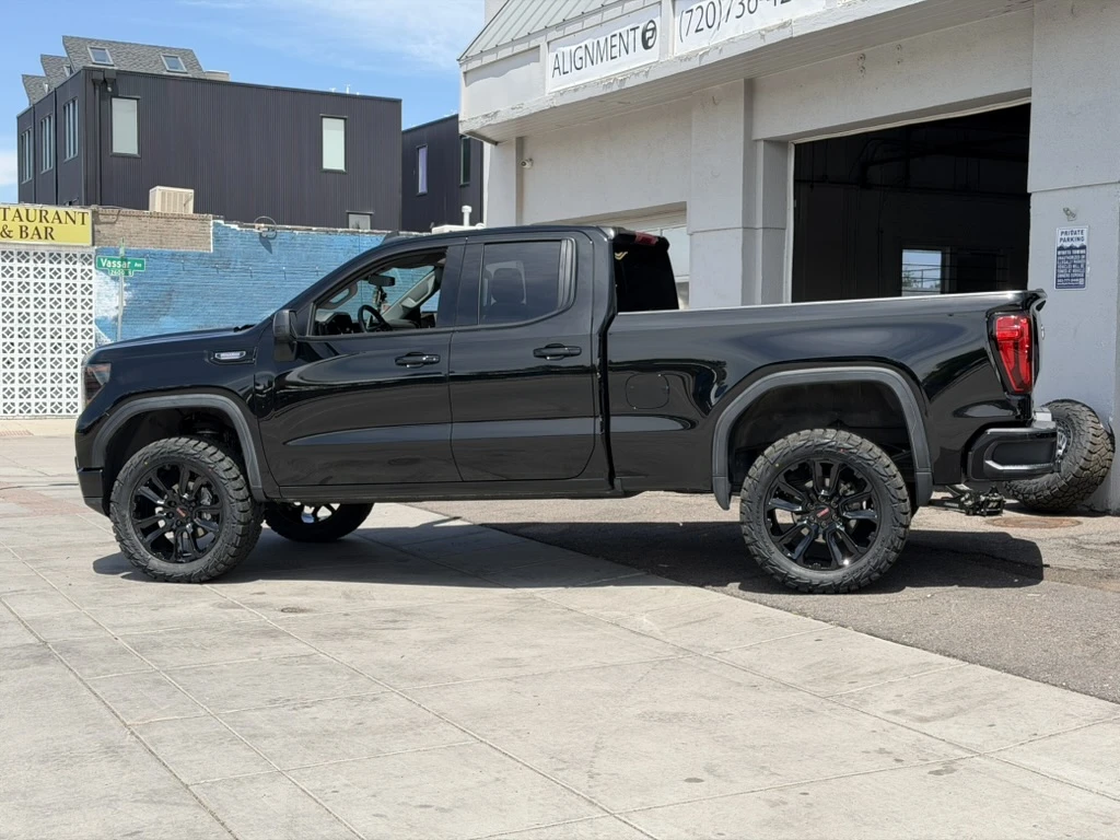 Replica Wheels 22" Style 1120 Black on 2024 GMC Sierra 1500