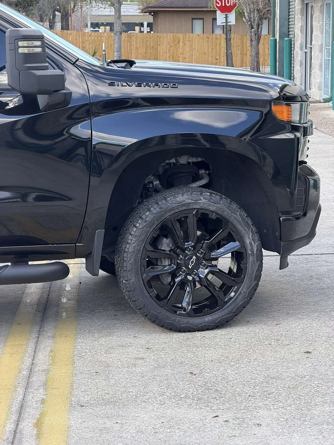 Replica Wheels 22" Style 1120 Black on 2025 Chevrolet Silverado 1500